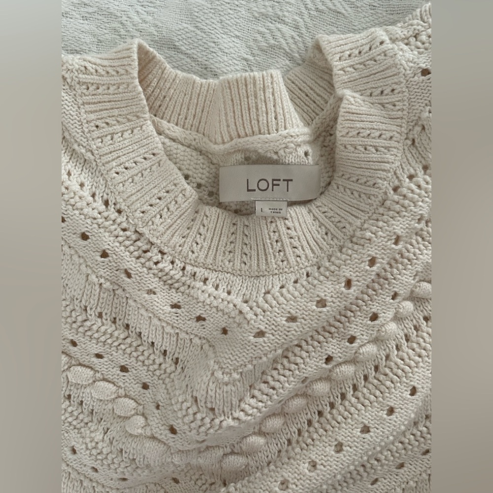 LOFT Women's Textured Cream Sweater